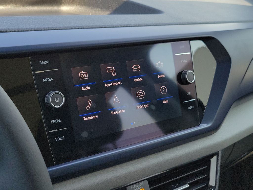 2023 Volkswagen Taos SE - Photo 26