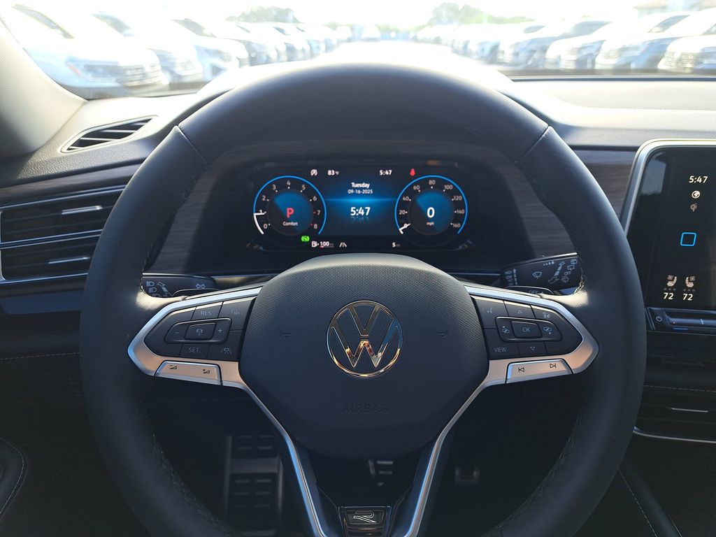 2025 Volkswagen Atlas SEL Premium R-Line - Photo 25