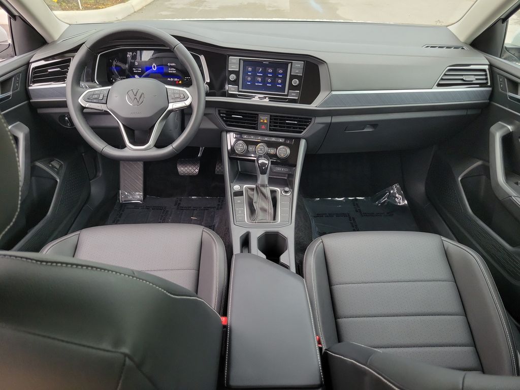 2023 Volkswagen Jetta SE - Photo 15