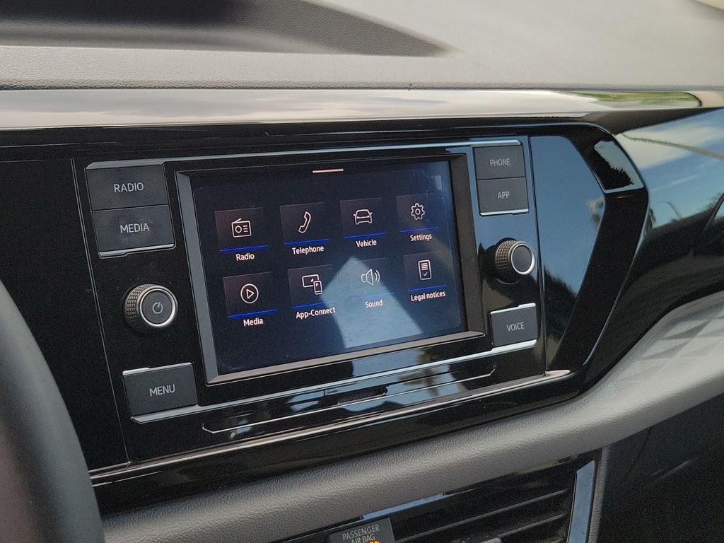 2023 Volkswagen Taos S - Photo 27