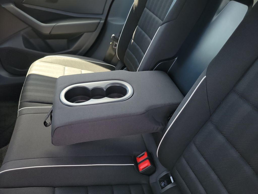 2023 Volkswagen Jetta Sport - Photo 11