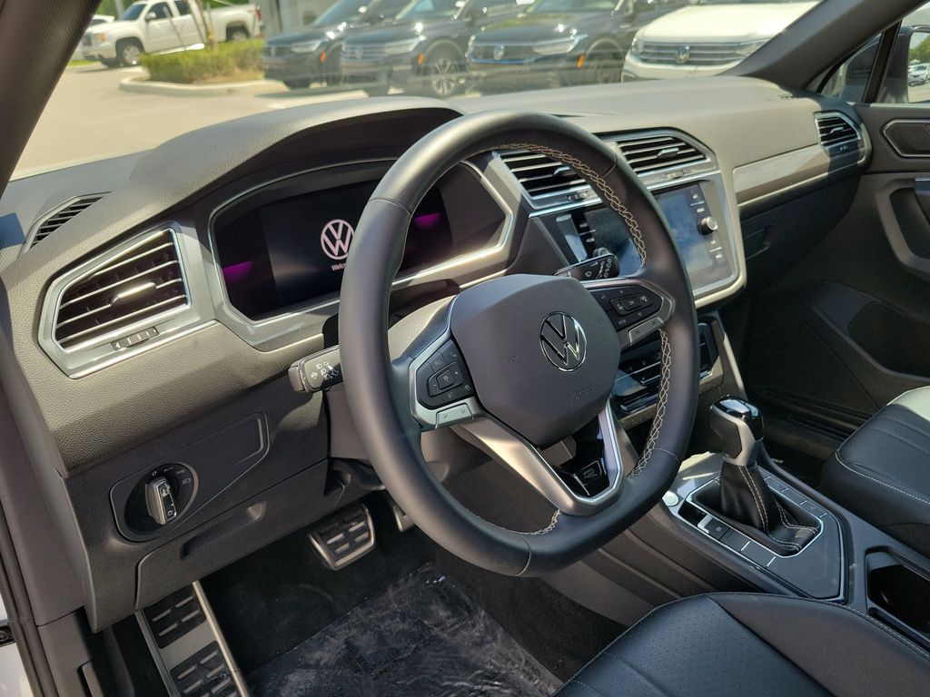 2023 Volkswagen Tiguan SE R-LINE BLACK - Photo 19
