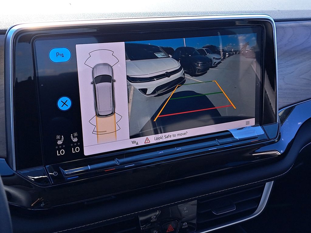 2026 Volkswagen Atlas SE w/Tech - Photo 28