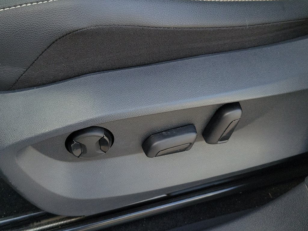 2024 Volkswagen Tiguan SE - Photo 23