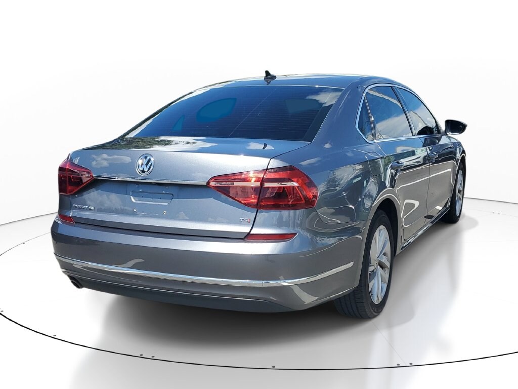 Used 2018 Volkswagen Passat 2.0T SE Sedan