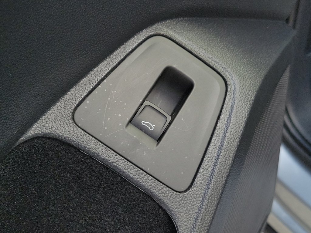 2024 Volkswagen Tiguan SE - Photo 18