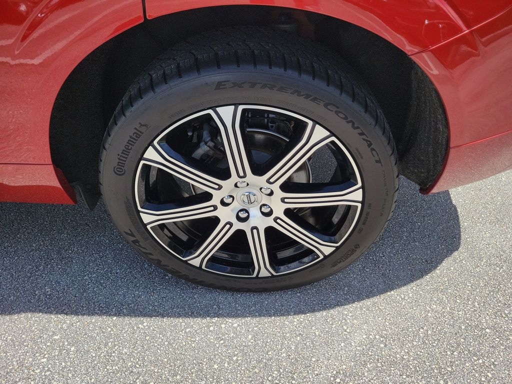 2021 Volvo XC60 Inscription - Photo 9