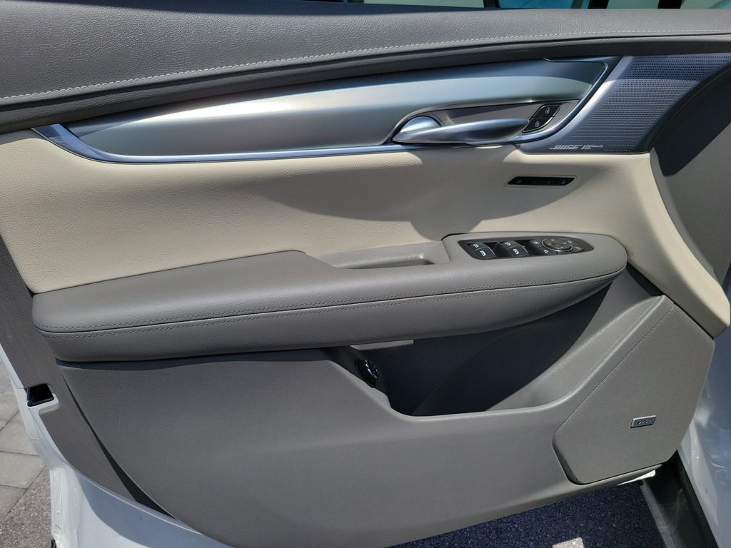 2023 Cadillac XT5 Premium Luxury - Photo 17