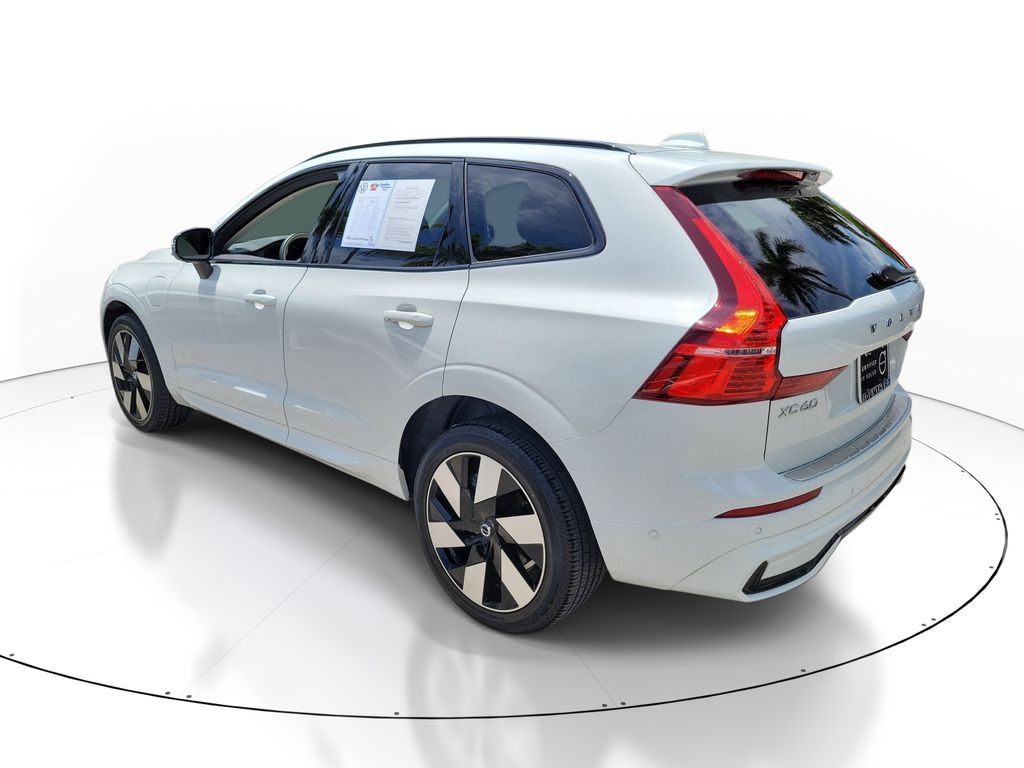 Used 2024 Volvo XC60 plug-in hybrid T8 Plus Dark SUV