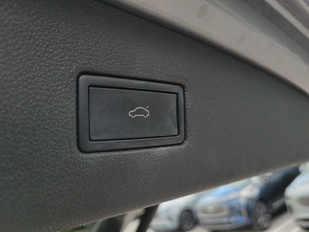 2024 Volkswagen Tiguan SE - Photo 8