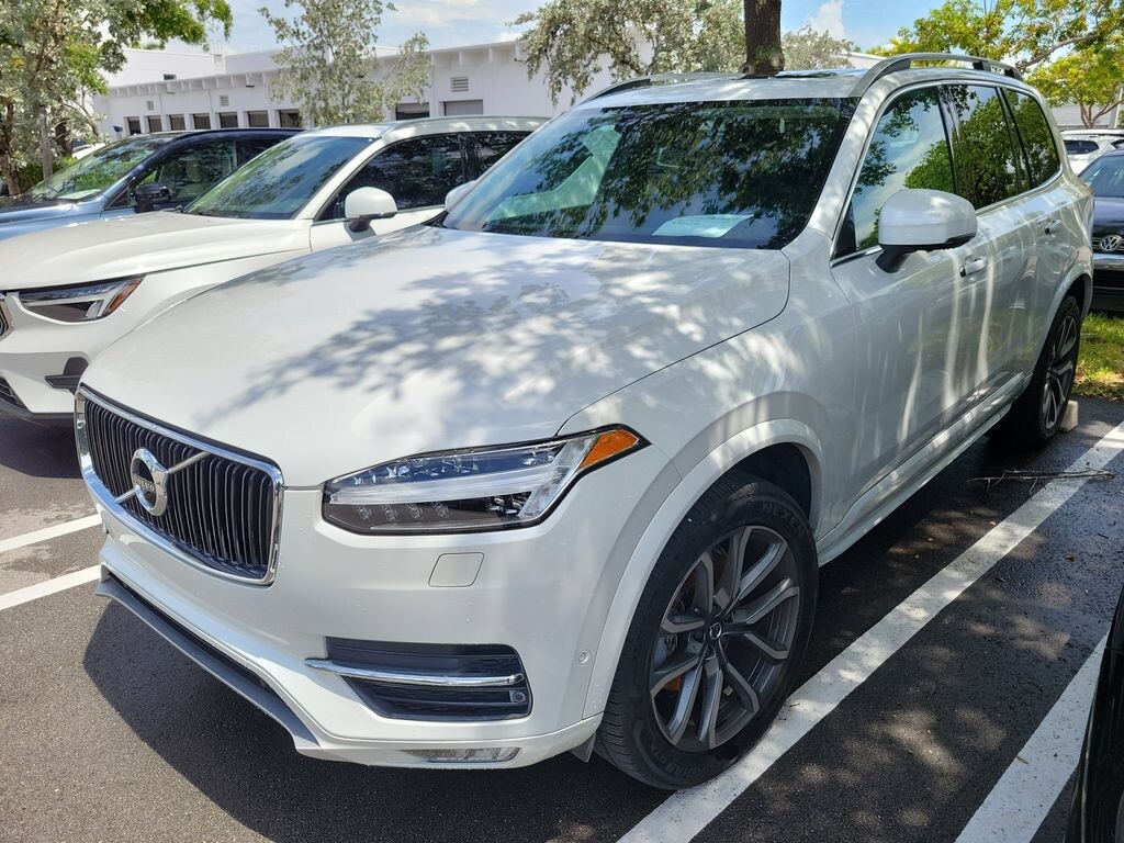 Used 2019 Volvo XC90 T5 Momentum SUV