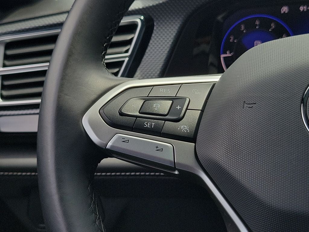 2024 Volkswagen Atlas Cross Sport SEL R-LINE - Photo 25