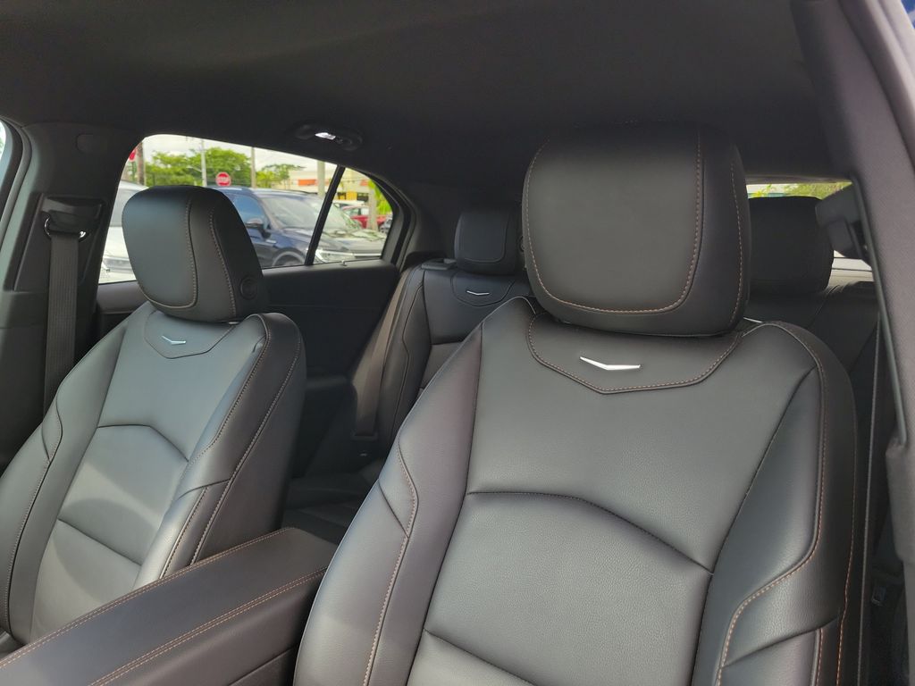 2022 Cadillac XT4 Sport - Photo 21