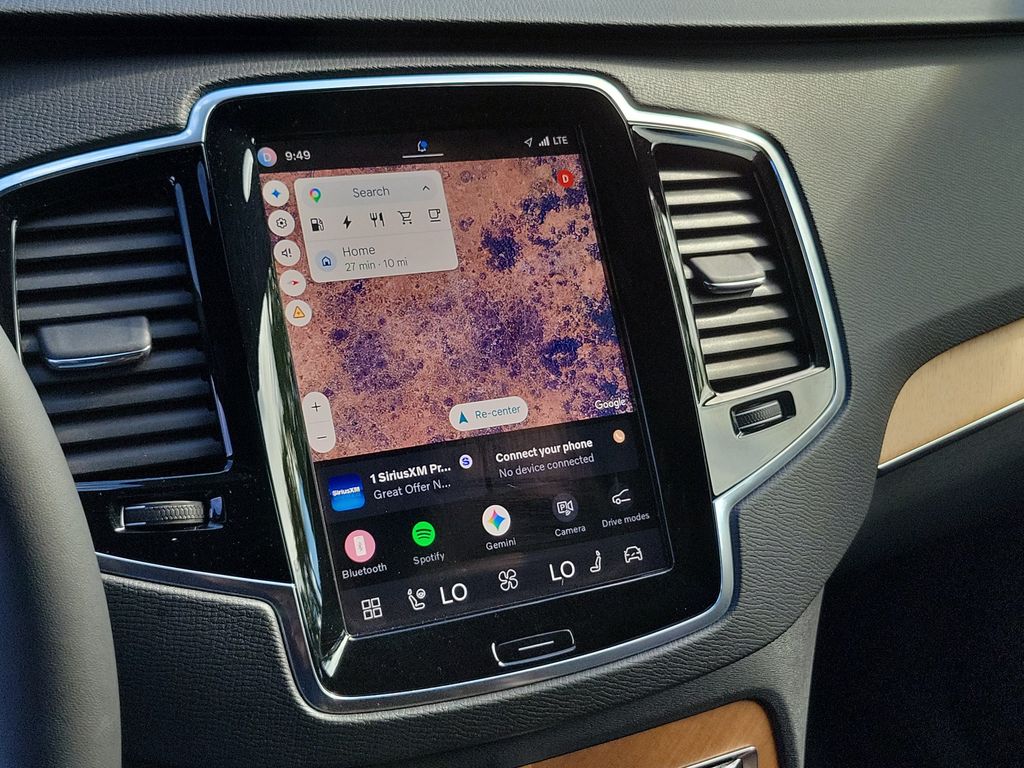 2023 Volvo XC90 Plus - Photo 29