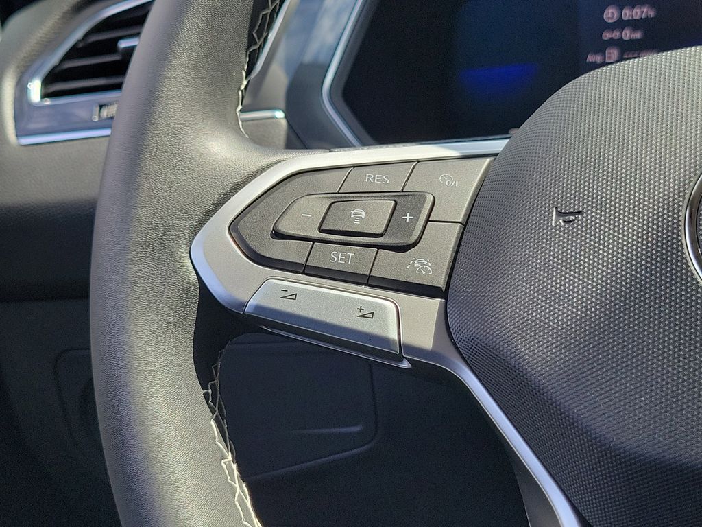 2023 Volkswagen Tiguan S - Photo 23