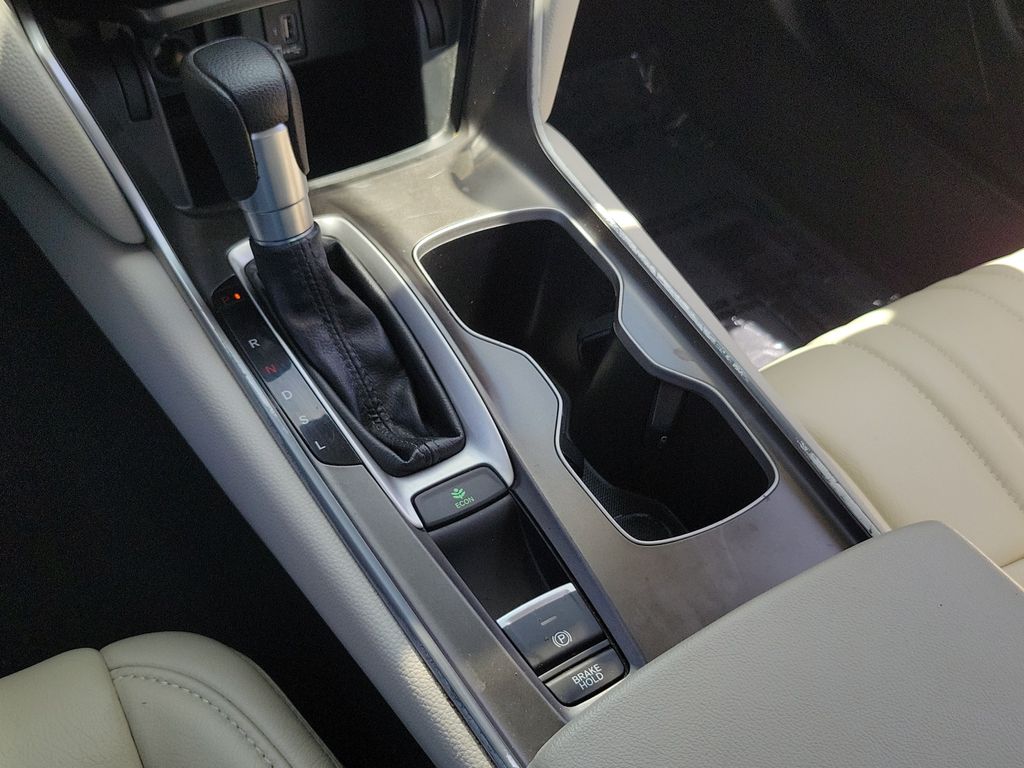 2020 Honda Accord EX - Photo 29