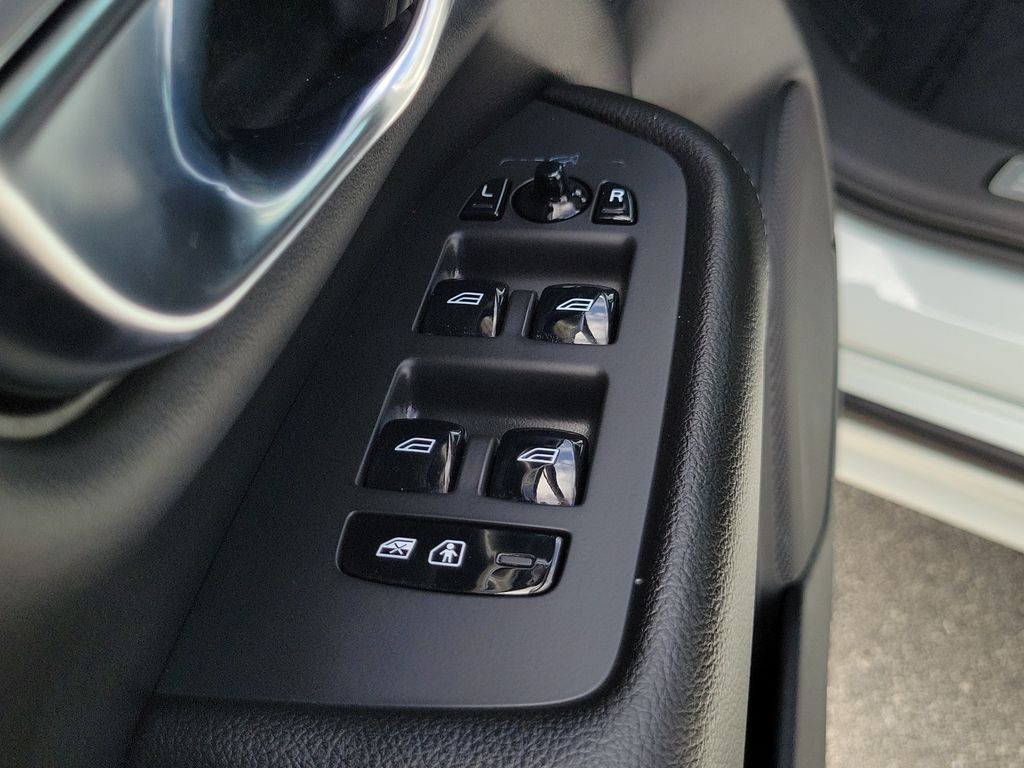 2019 Volvo XC90 Momentum - Photo 19