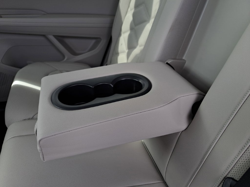 2026 Volkswagen Atlas SE w/Tech - Photo 13