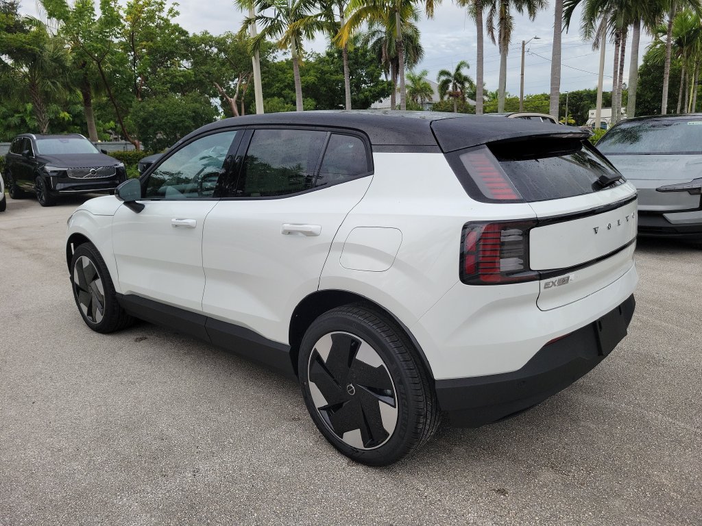 New 2026 Volvo EX30 Twin Motor Plus SUV