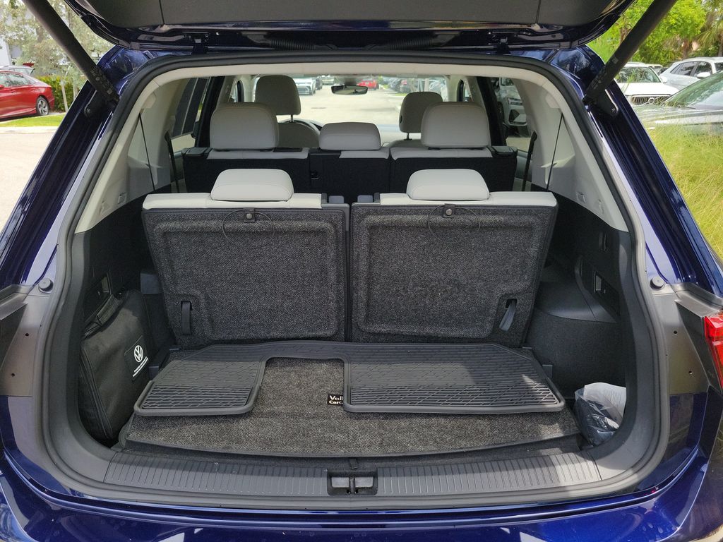 2023 Volkswagen Tiguan SE - Photo 7