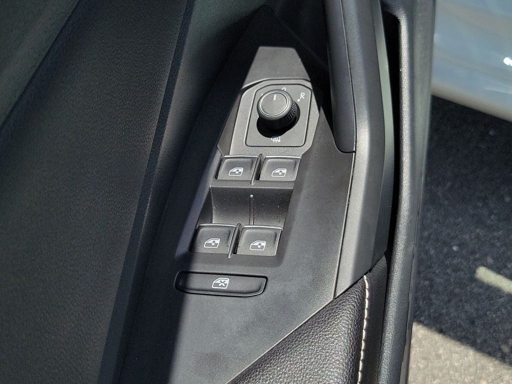 2023 Volkswagen Jetta Sport - Photo 18