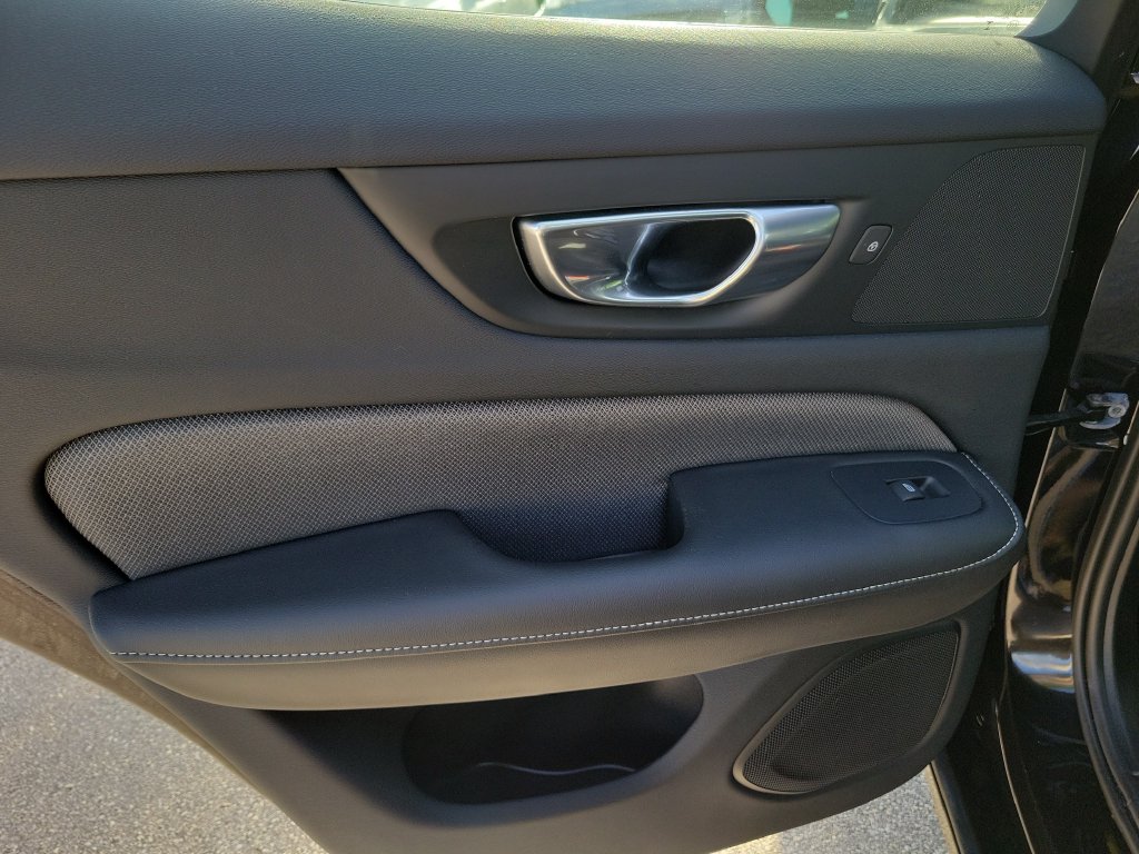 2024 Volvo S60 Plus - Photo 9