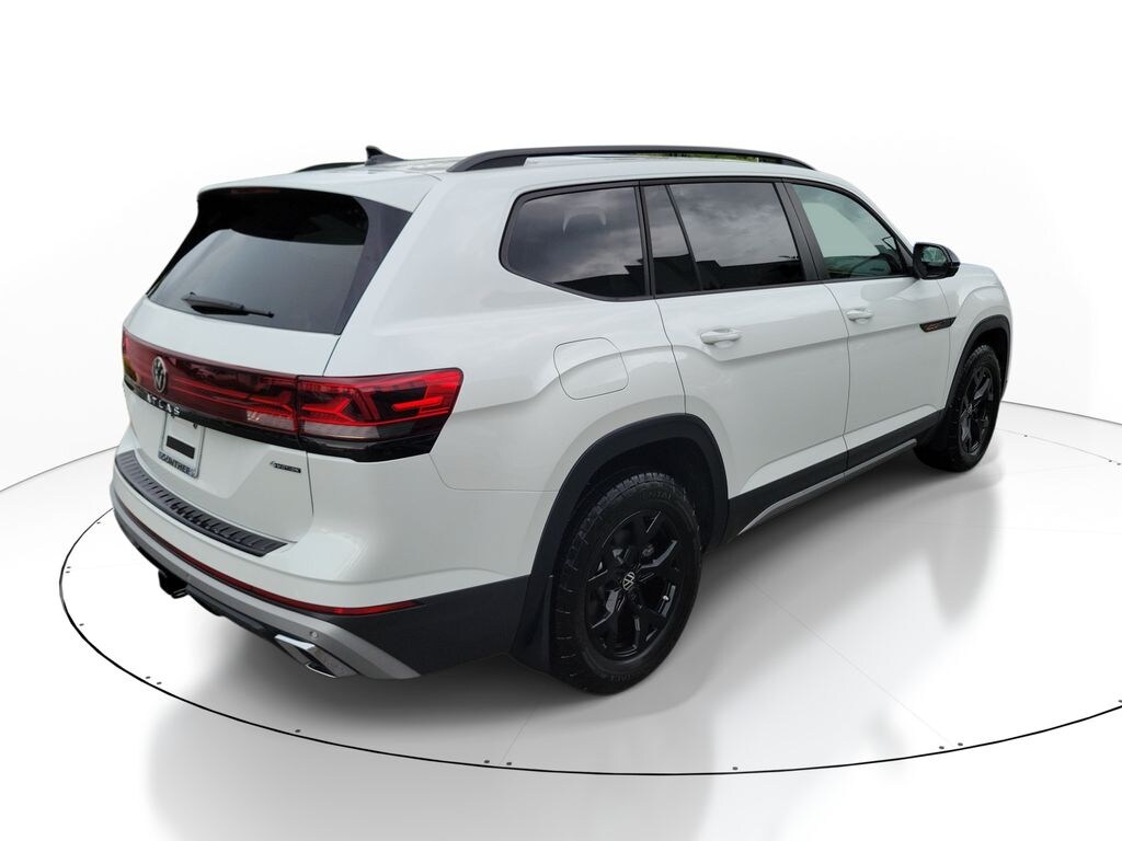 Certified 2024 Volkswagen Atlas 2.0T Peak Edition SEL SUV