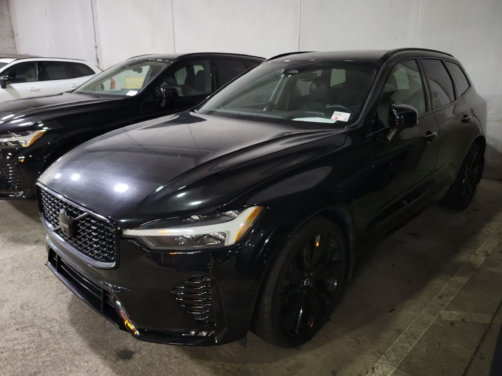 Used 2024 Volvo XC60 B5 Ultimate Black Edition SUV