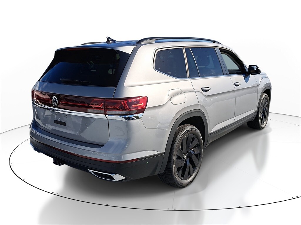 New 2026 Volkswagen Atlas 2.0T SE w/Technology SUV