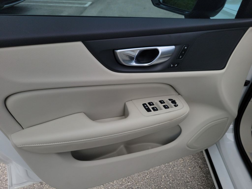 2024 Volvo S60 Plus - Photo 16