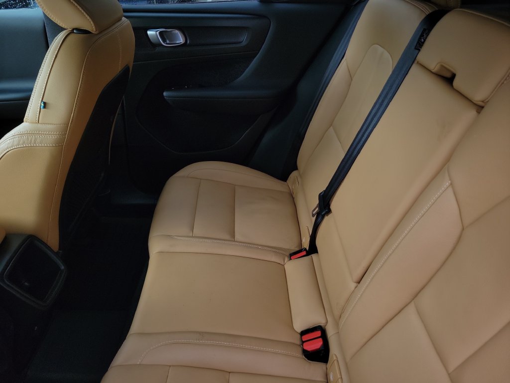 2019 Volvo XC40 Momentum - Photo 12
