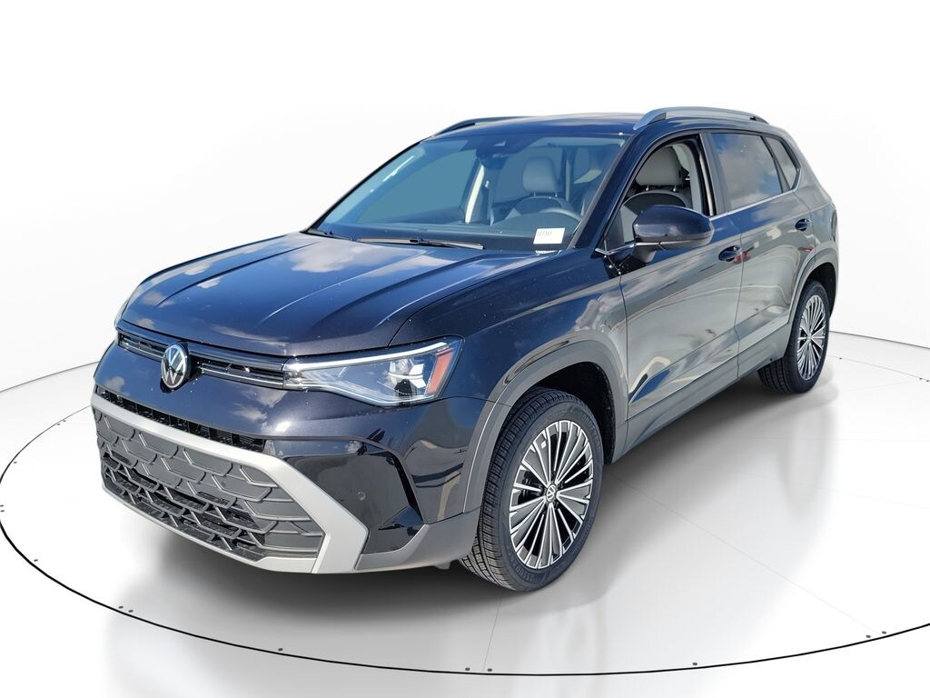 New 2026 Volkswagen Taos 1.5T SE SUV
