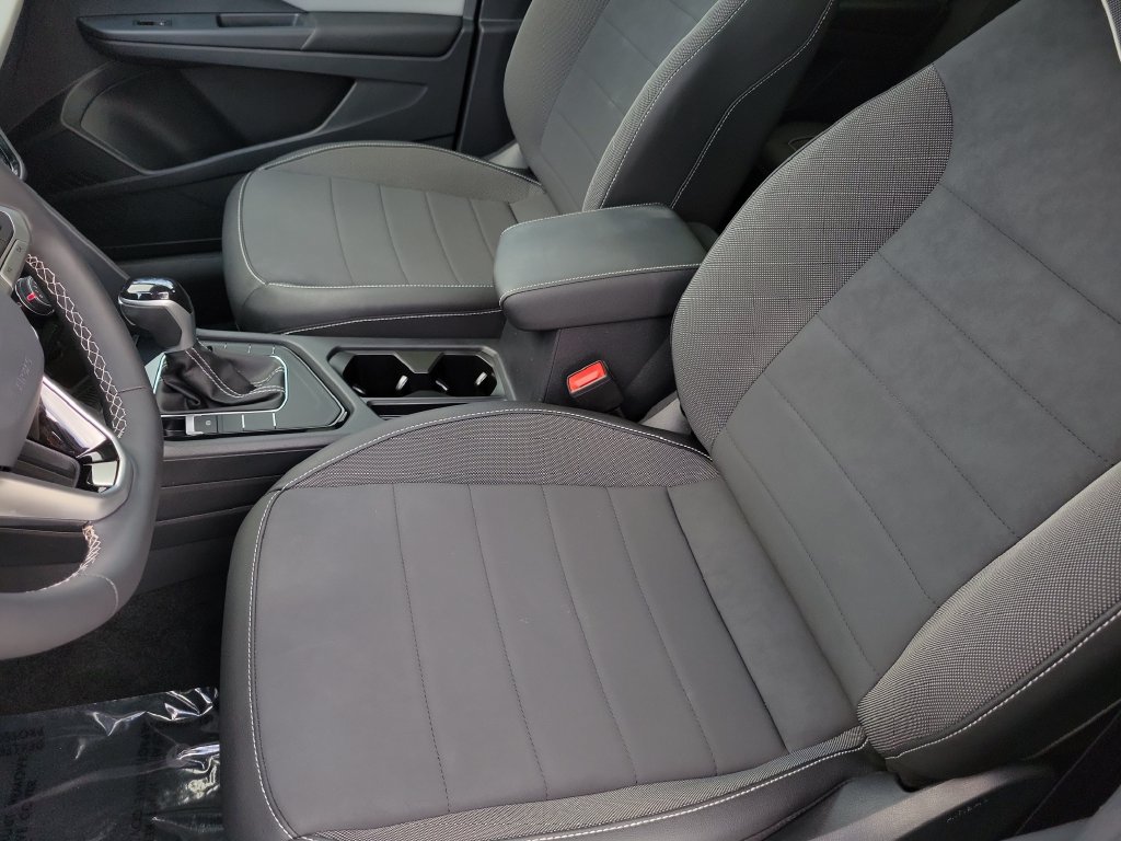 2023 Volkswagen Taos SE - Photo 20