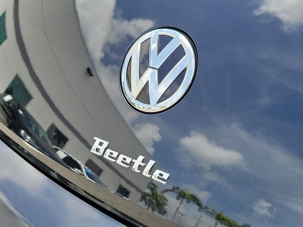 2019 Volkswagen Beetle SE - Photo 7