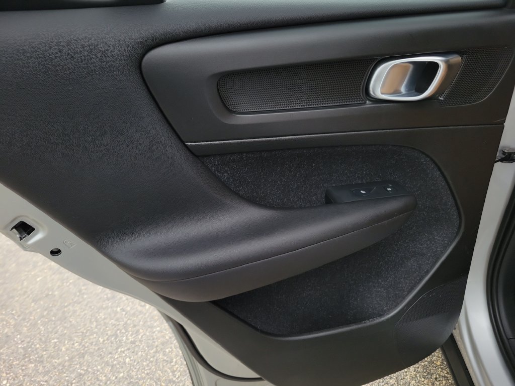 2019 Volvo XC40 Momentum - Photo 10