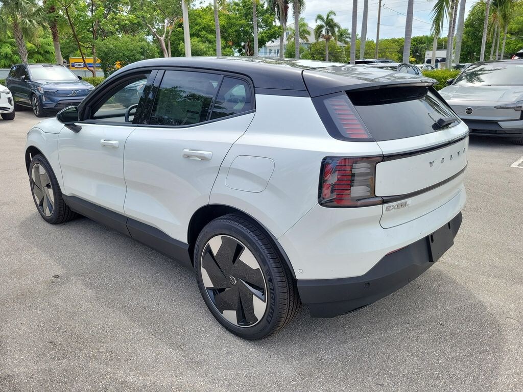 New 2026 Volvo EX30 Twin Motor Ultra SUV