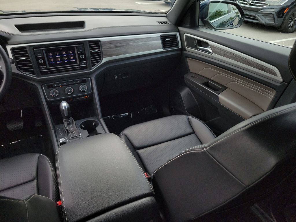 2022 Volkswagen Atlas Cross Sport SE - Photo 14