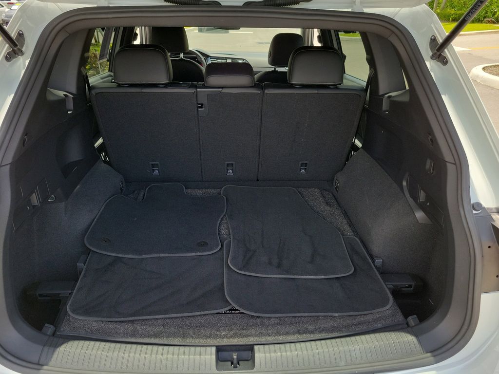 2023 Volkswagen Tiguan SE R-LINE BLACK - Photo 7