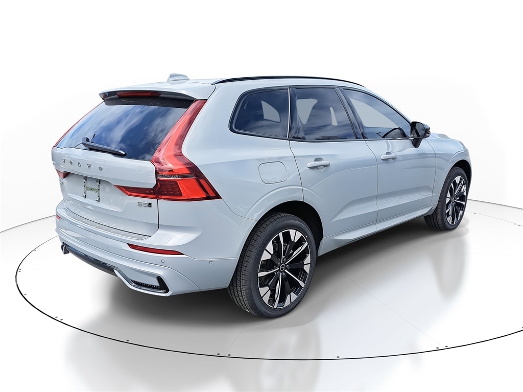 New 2026 Volvo XC60 B5 Plus SUV