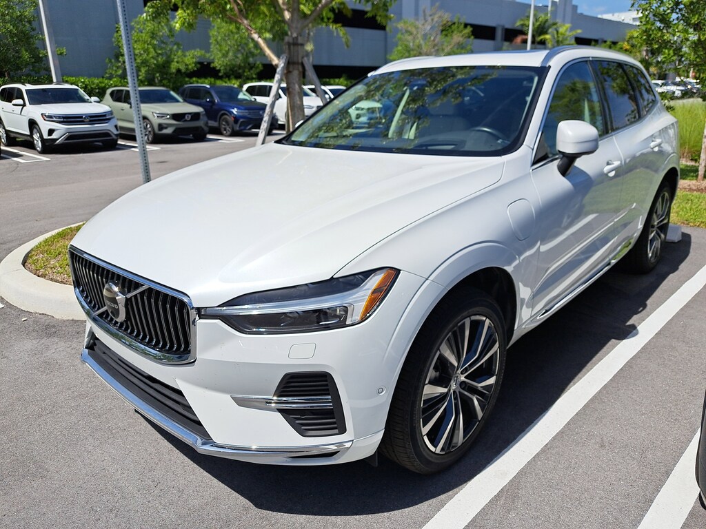 Used 2022 Volvo XC60 Recharge Plug-In Hybrid T8 Inscription Expression Extended Range SUV