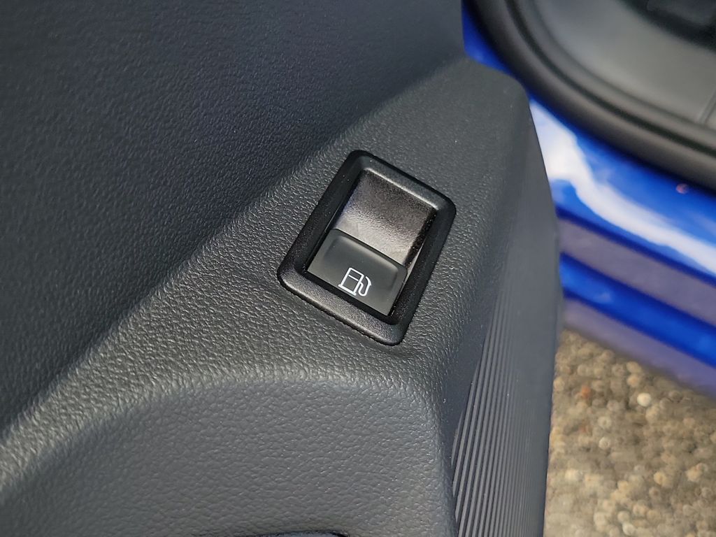 2023 Volkswagen Taos S - Photo 17