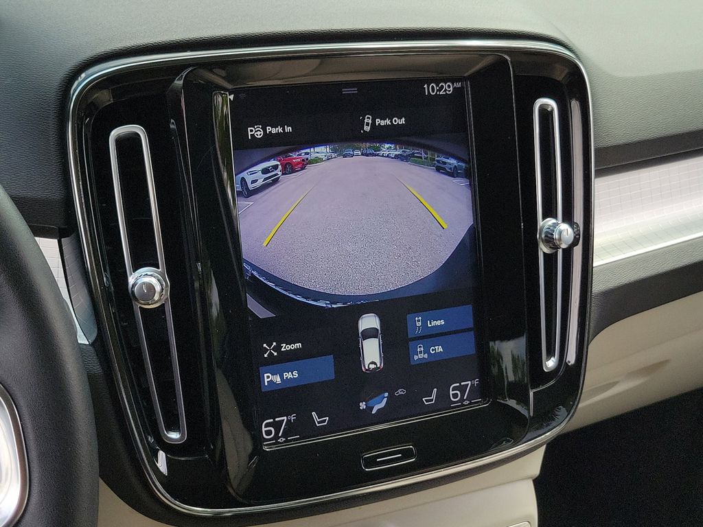 2019 Volvo XC40 Momentum - Photo 28