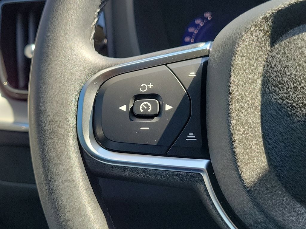 2024 Volvo XC60 Core - Photo 24