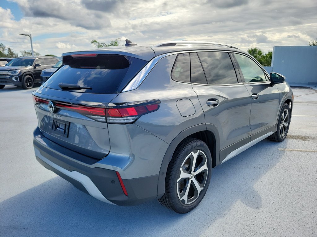 New 2026 Volkswagen Tiguan SE SUV