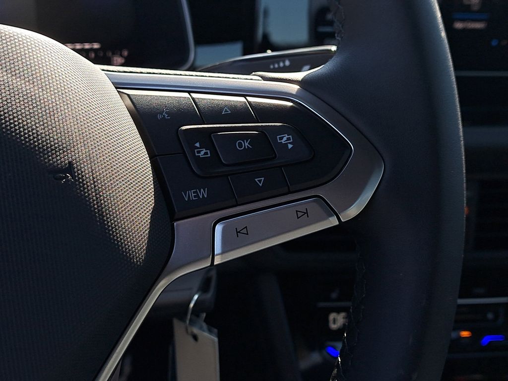 2025 Volkswagen Jetta Sport - Photo 25