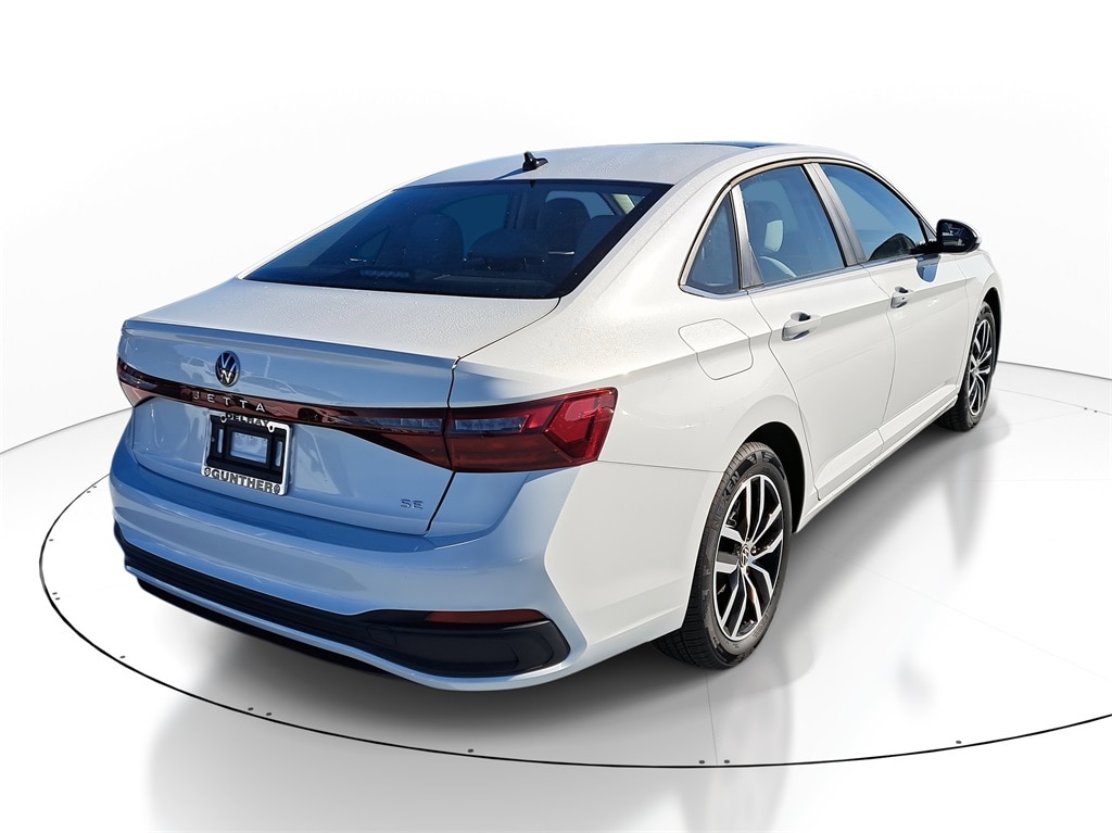 New 2026 Volkswagen Jetta 1.5T SE Sedan