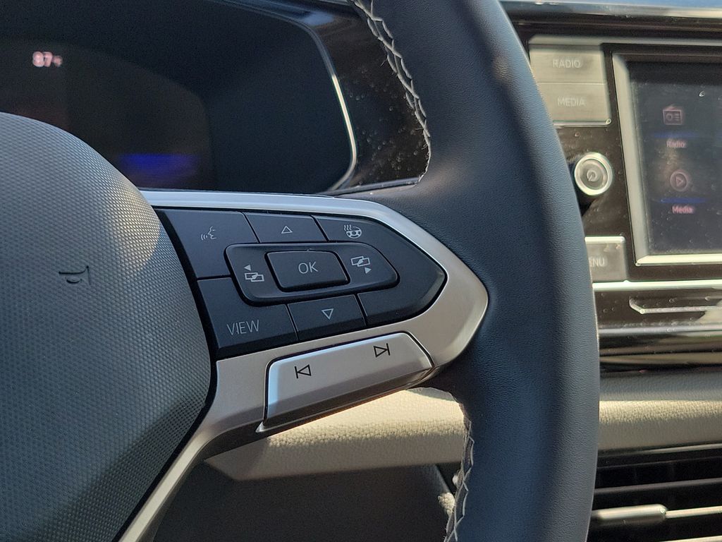 2024 Volkswagen Taos S - Photo 25