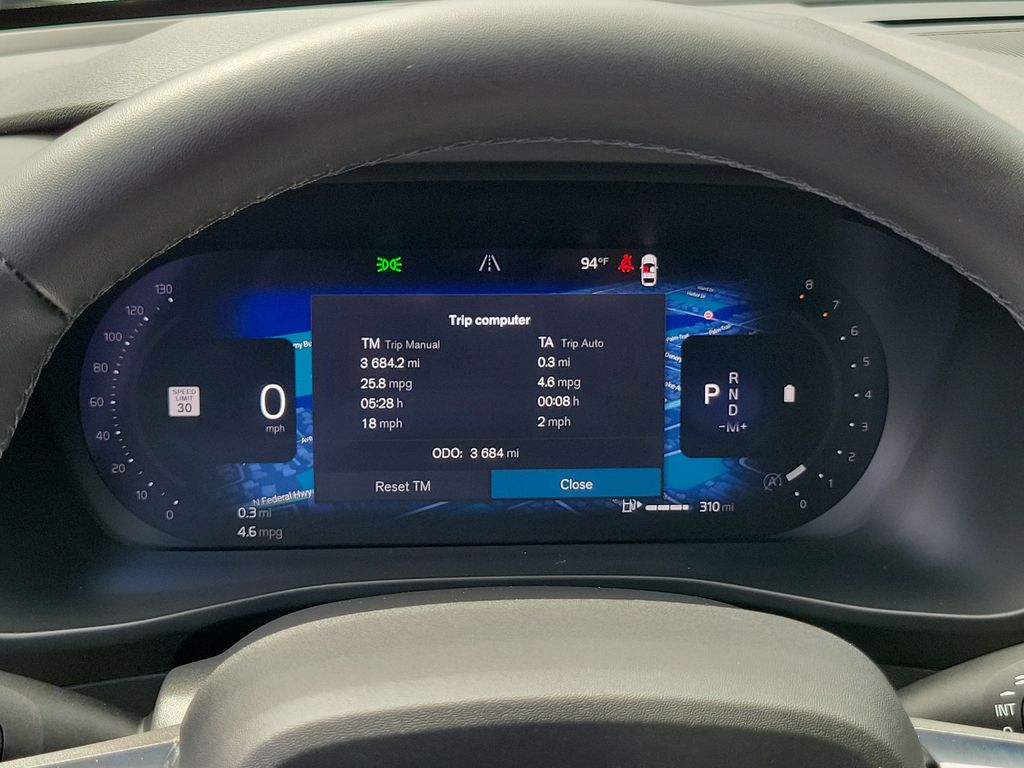 2025 Volvo XC40 Plus - Photo 27