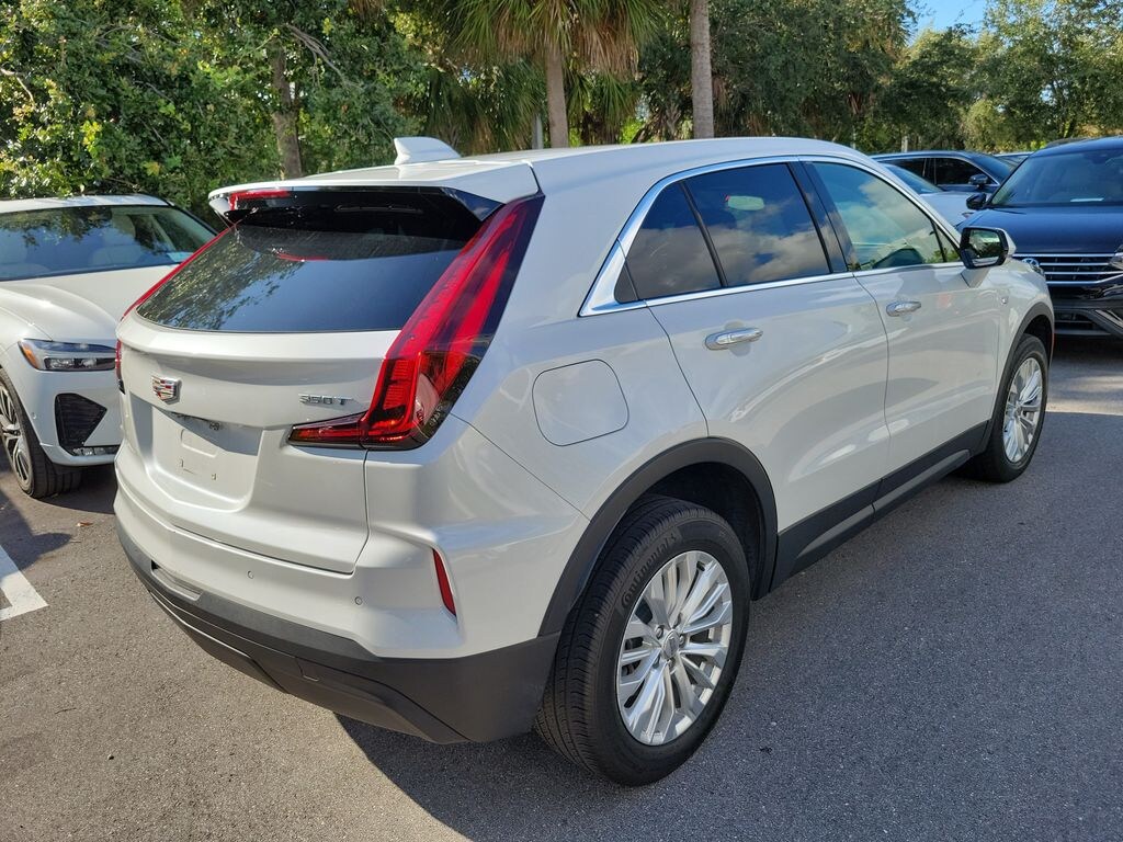Used 2024 CADILLAC XT4 Luxury SUV