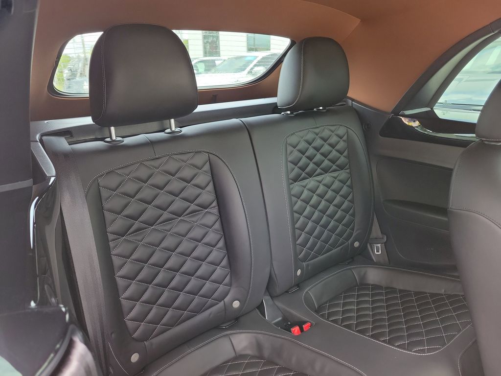 2019 Volkswagen Beetle SE - Photo 28